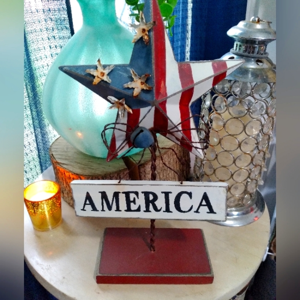 Rustic American barn Star